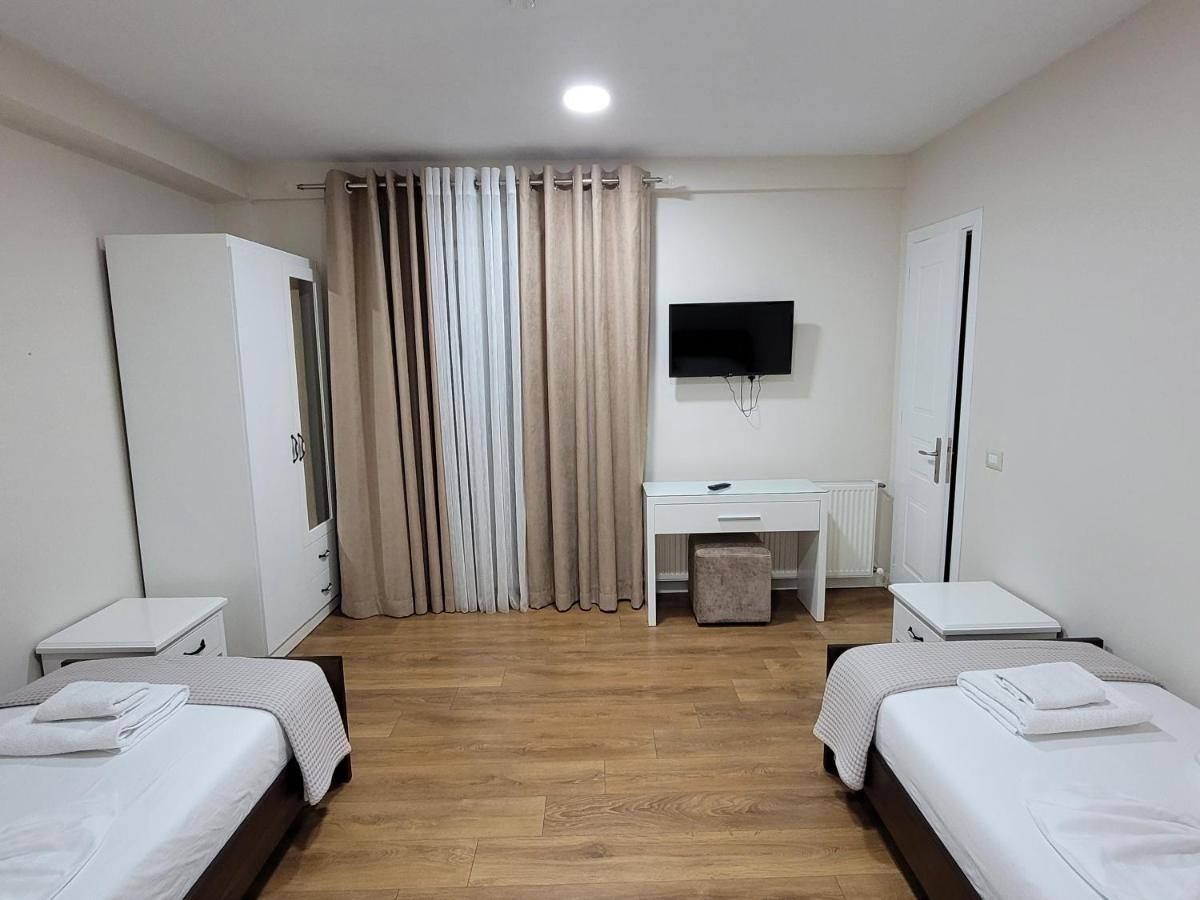 Taverna Zisi 4* Erseke